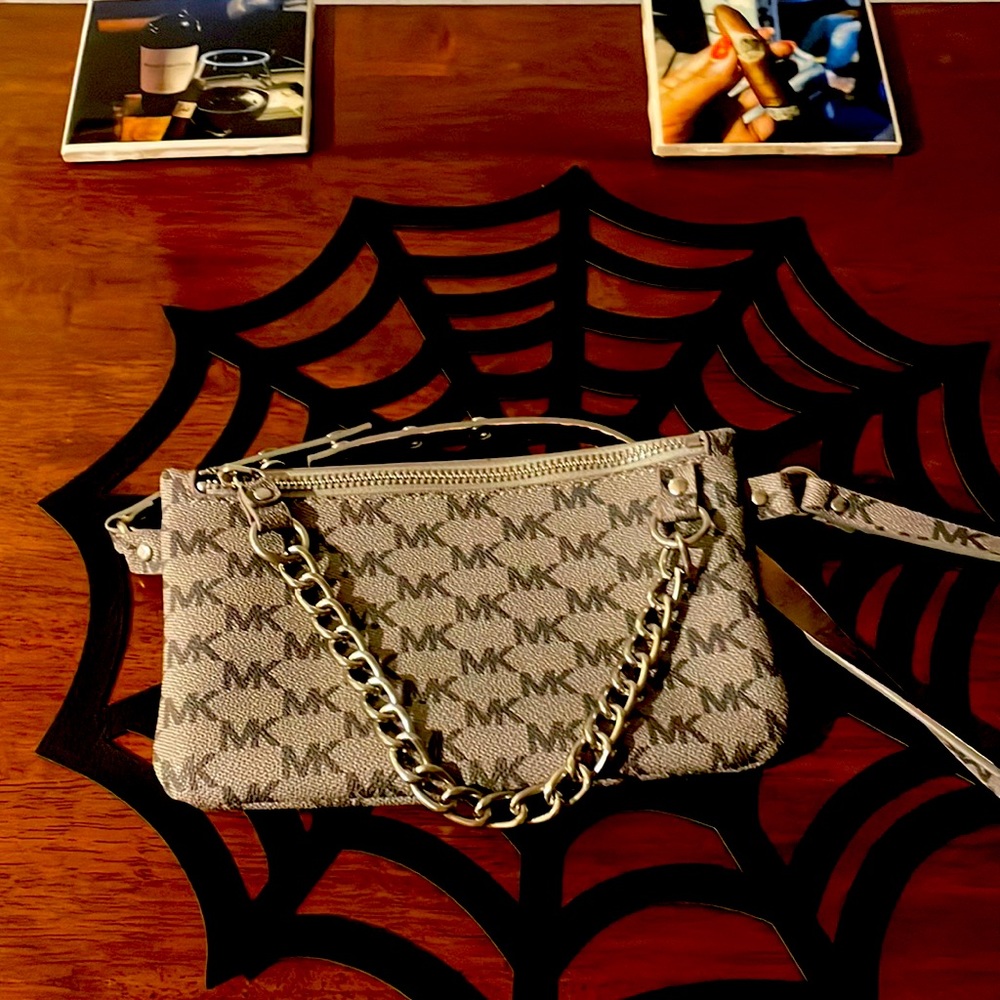 Michael Kors leather Grey logo Fanny pack with Silver chain